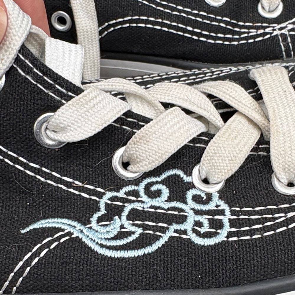 Black High-Top Sneakers with Bird Embroidery sz 10 - Picture 3 of 8